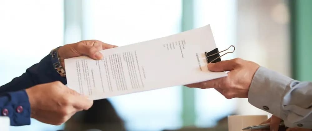 Почему стоит работать с брокером по недвижимости?